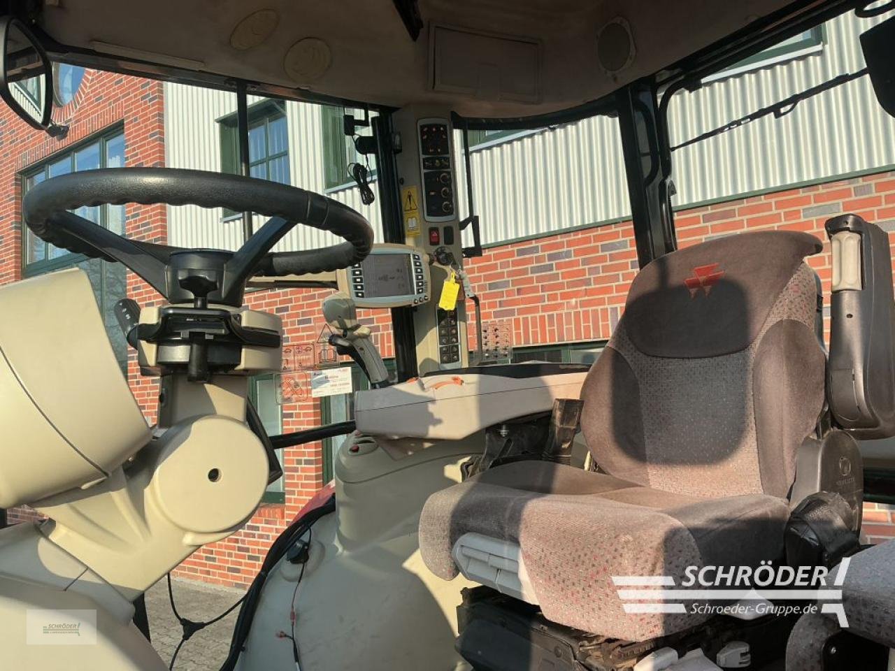 Traktor of the type Massey Ferguson 7726 DYNA-VT | RTK, Gebrauchtmaschine in Lastrup (Picture 16)